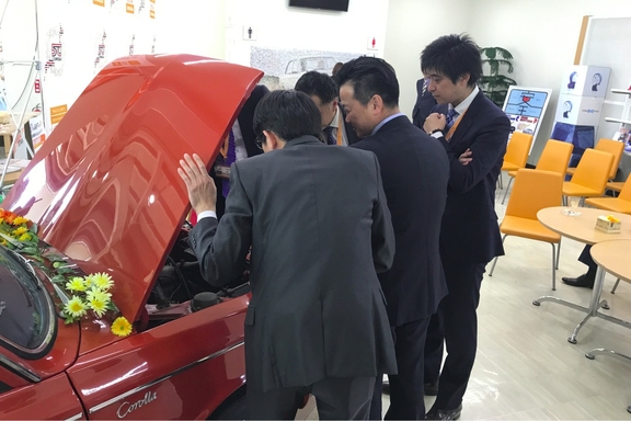 社会貢献活動 笑顔の花冠 トヨタカローラ佐賀 社会貢献活動 笑顔の花冠 トヨタカローラ佐賀